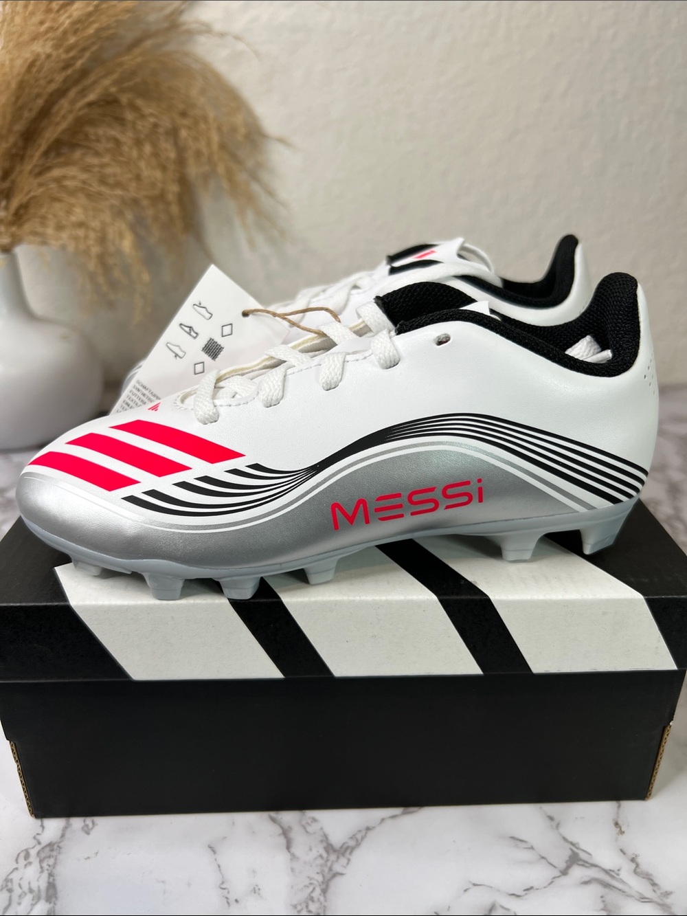 ADIDAS - F50 MESSI CLUB FIRM/MULTI-GROUND CLEATS KIDS SIZE 1